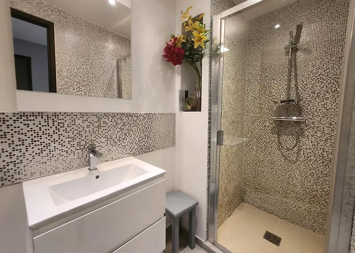 Townhouse Located In *